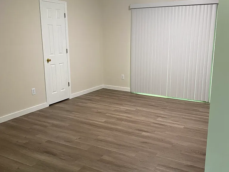 6000 Mallory Rd — Photo 4