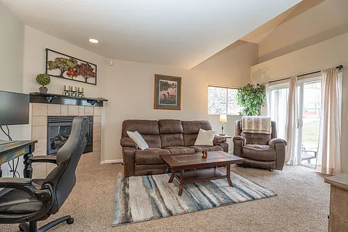 1601 Great Western Dr #N1 Photo 1