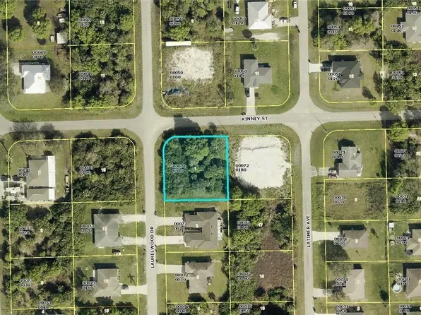 6040 Laurelwood Dr, Fort Myers, FL 33905