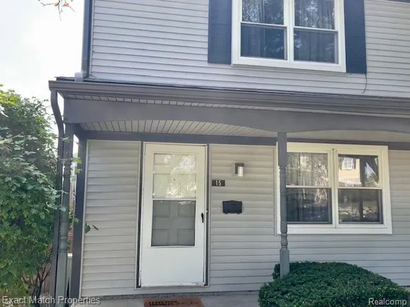 15 Beechwoode Ln, Pontiac, MI 48340