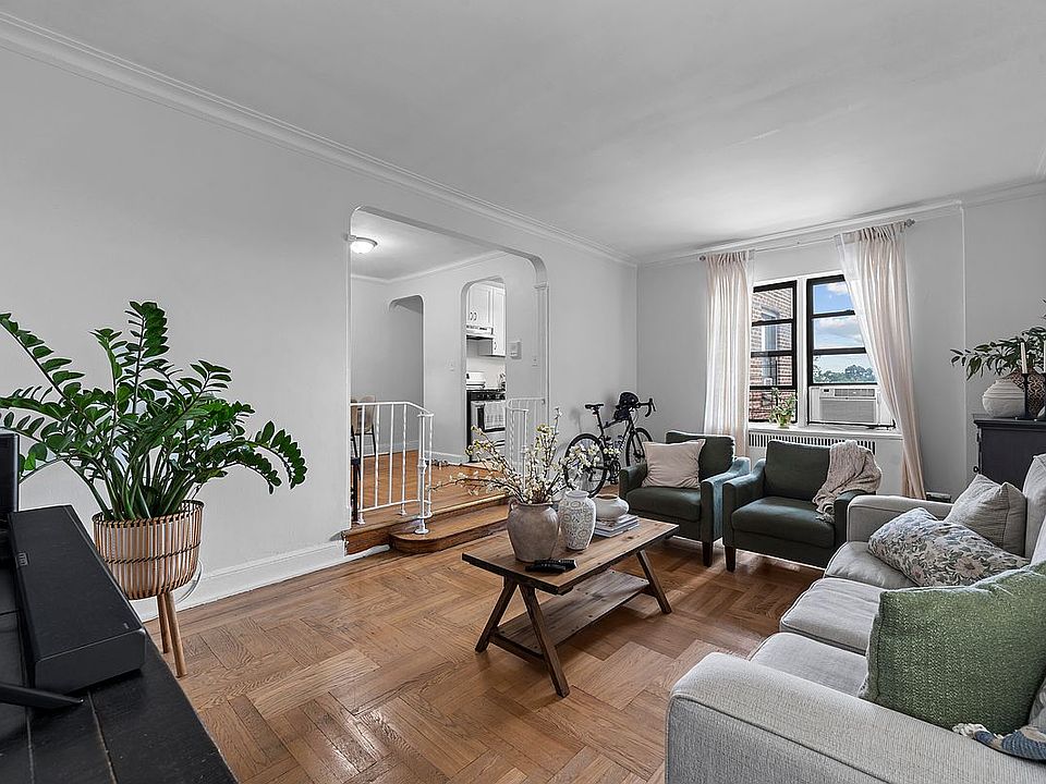 1st image of 3245 Perry Ave APT 6F