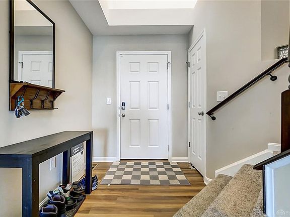 4th image of 4007 Red Bud Way