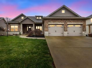 7320 Kindlewood Dr, Edwardsville, IL 62025