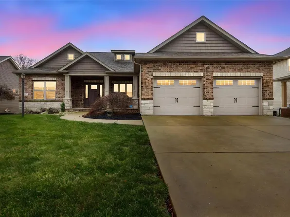 7320 Kindlewood Dr, Edwardsville, IL 62025