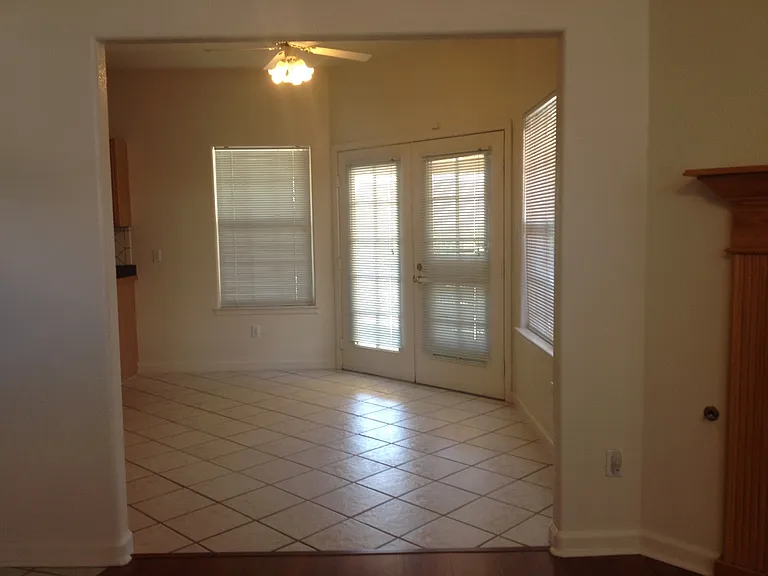 710 Canyon Point Rd — Photo 3