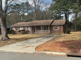 902 Vandora Ave, Garner, NC 27529