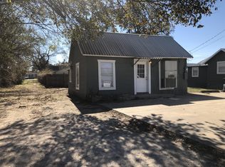 140 E Morris St, Rhome, TX 76078