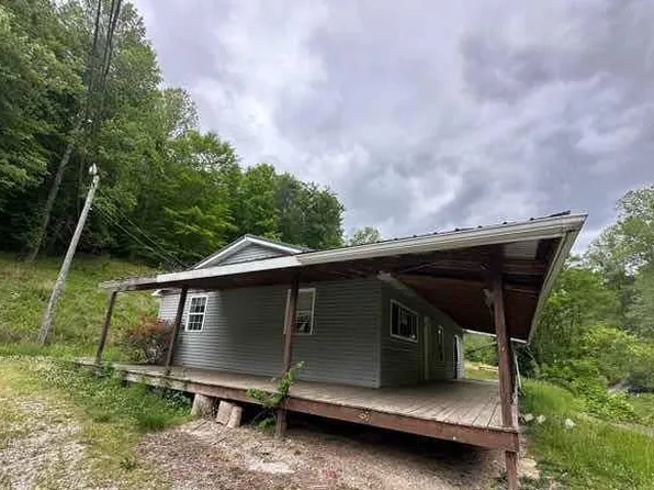 83 Smith Branch Rd, Wayne, WV 25570