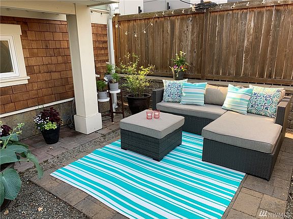 Enjoy the hot Seattle days on your amazing patio with a gas hook up for your grill.