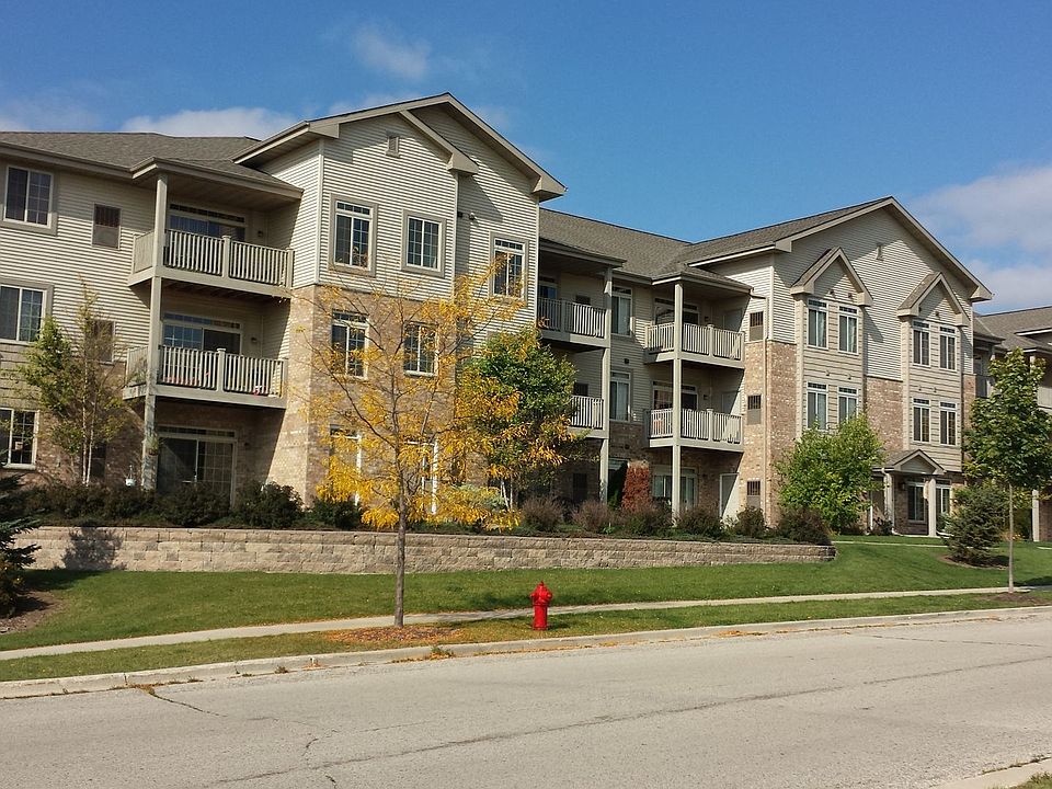 1st image of W197N16925 Stonewall Dr Unit 302