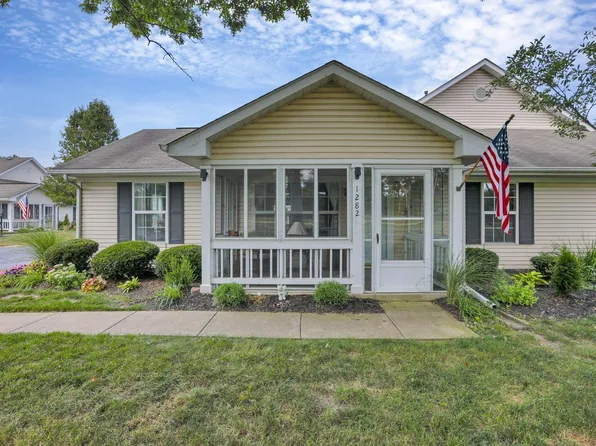 1282 Hillview Cir E, Newark, OH 43055