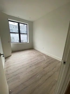 Rented by Nooklyn NYC LLC | media 49