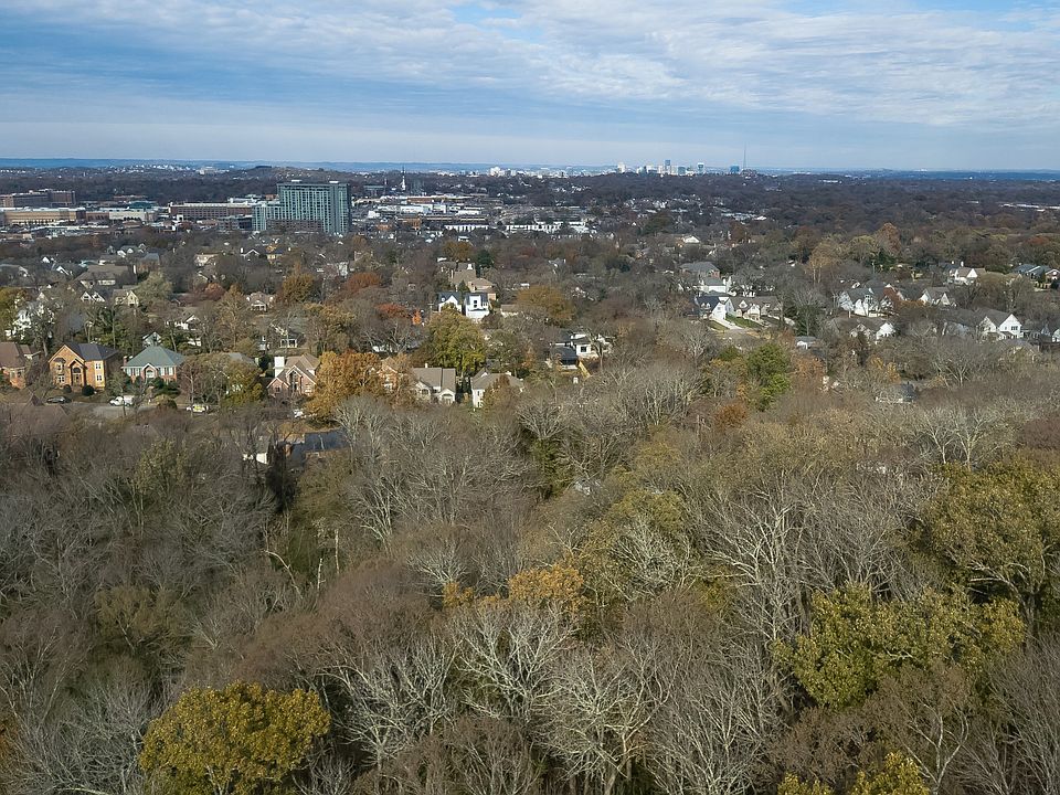 1st image of 54 Park Crescent Cir