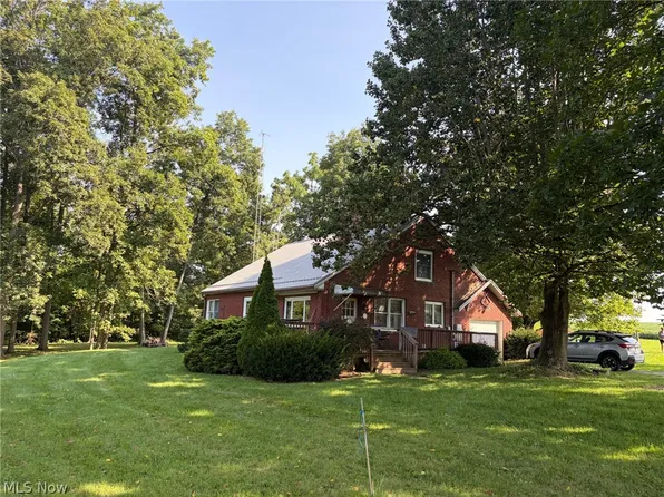 28080 Mountz Rd, East Rochester, OH 44625