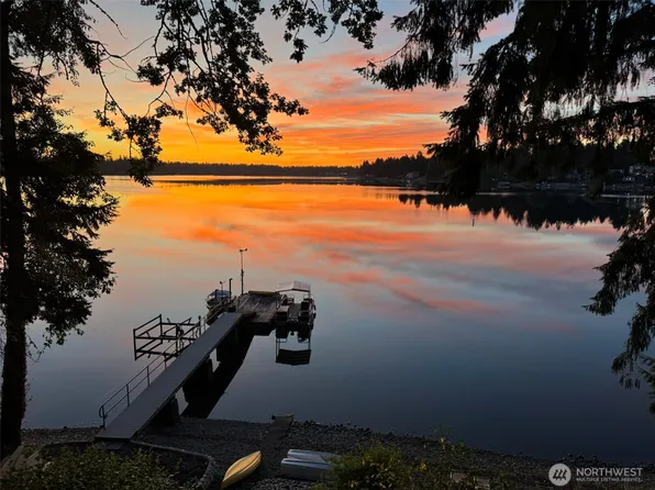 22 Silcox Island, Lakewood, WA 98498