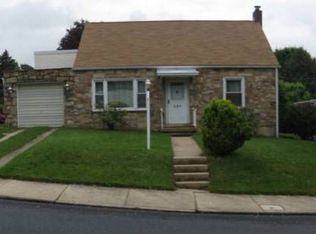 15 Harrison St, Emmaus, PA 18049