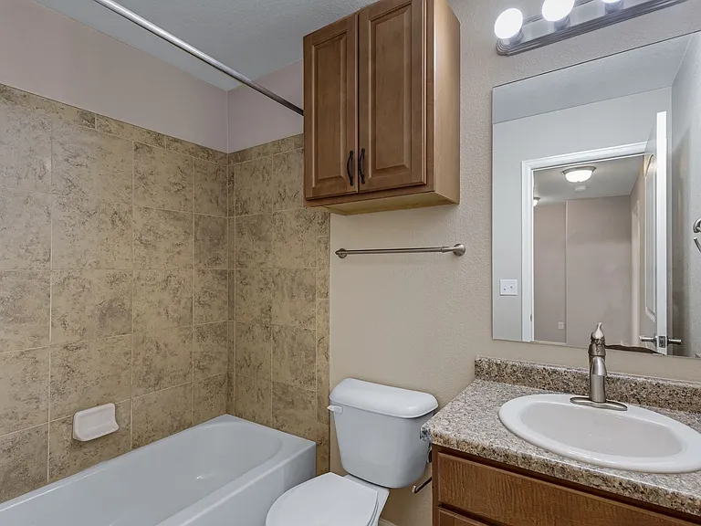 4227 Date St — Photo 11