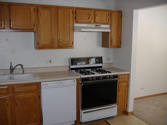 3rd image of 206 Dublin Ln Unit Z1