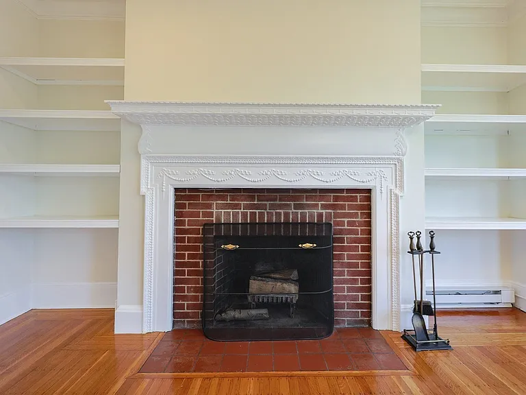 857 Beacon St — Photo 3