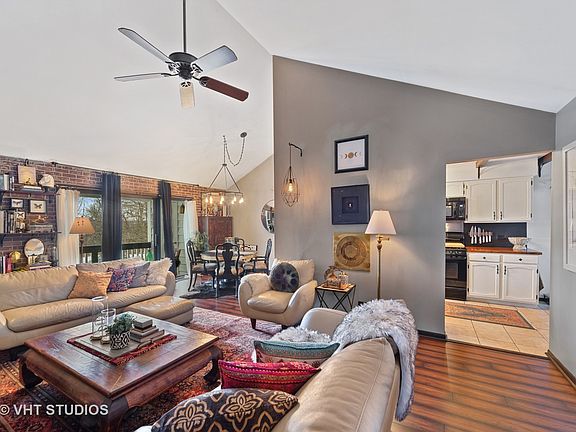 2nd image of 707 Country Ln