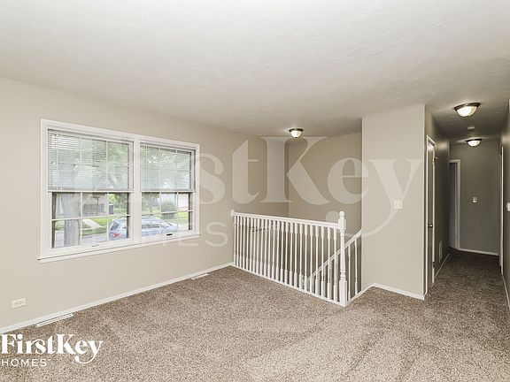 2nd image of 306 Marilyn Ave