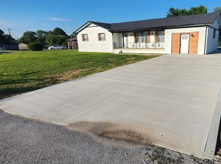 7004 Forest Park Blvd, Hopkinsville, KY 42240