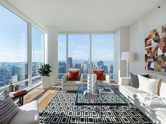 5th image of 425 1st St Unit 5903