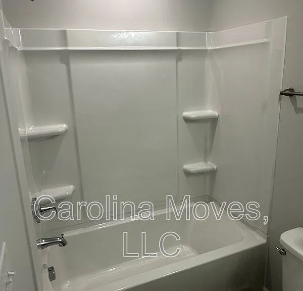 171 Randwick Ln — Photo 14