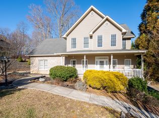 1820 Weaver Branch Rd, Piney Flats, TN 37686