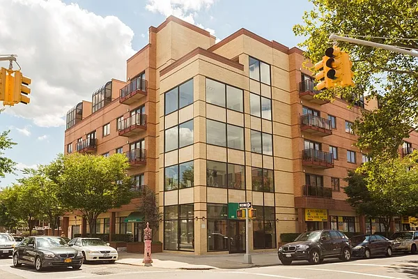 Rented by MNS | media 10