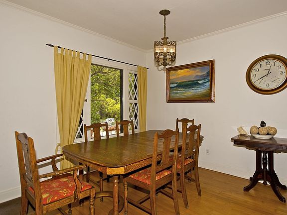 3rd image of 1112 Isabella Ave