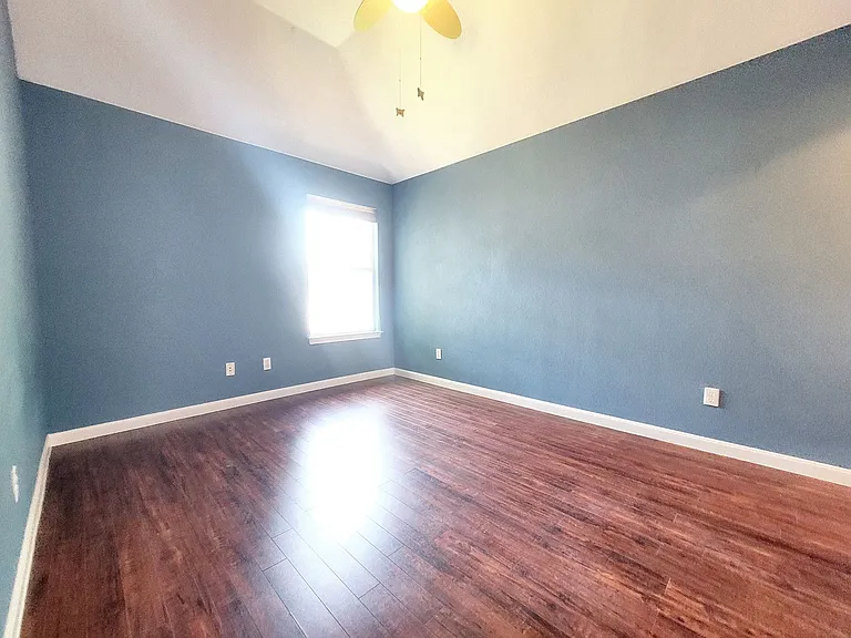 1617 Sunterro — Photo 22