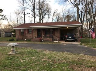 201 Harris St, Hornbeak, TN 38232