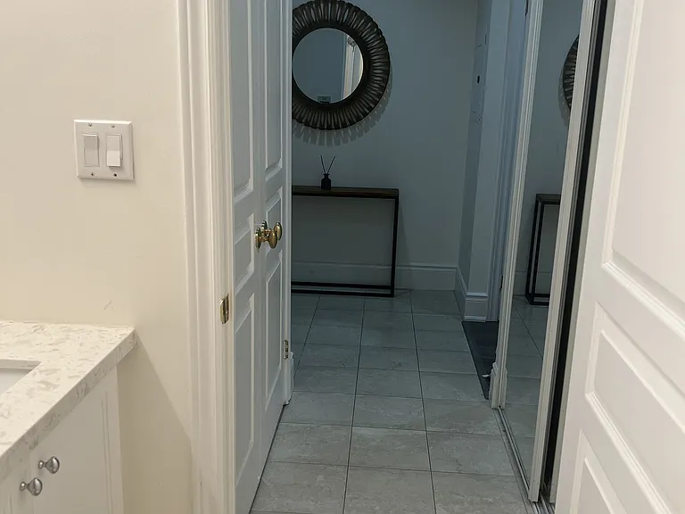 102 Bloor St W #305 — Photo 7