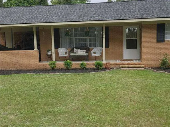 409 Dykes St, Alma, GA 31510