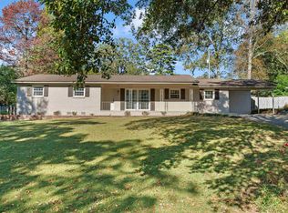 2520 Fleetway Dr, Vestavia Hills, AL 35226