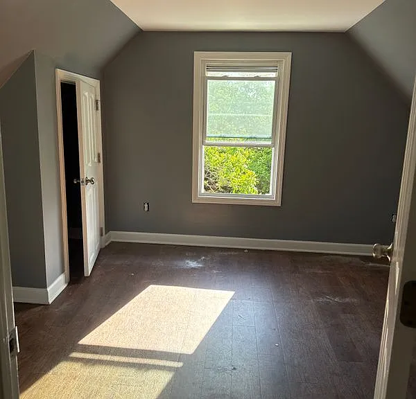 400 Greenwich Ave — Photo 12
