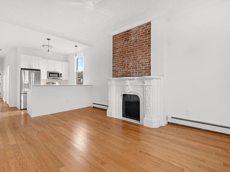 183 Van Dyke St #1 — Photo 2