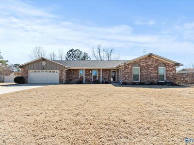 2215 Auburn Dr SW, Decatur, AL, 35603