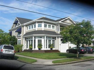 1812 Windsor Dr, Ocean City, NJ 08226