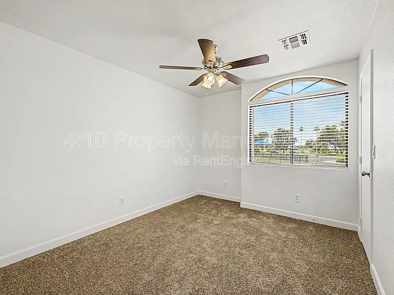 280 S Elizabeth Way #37 — Photo 12