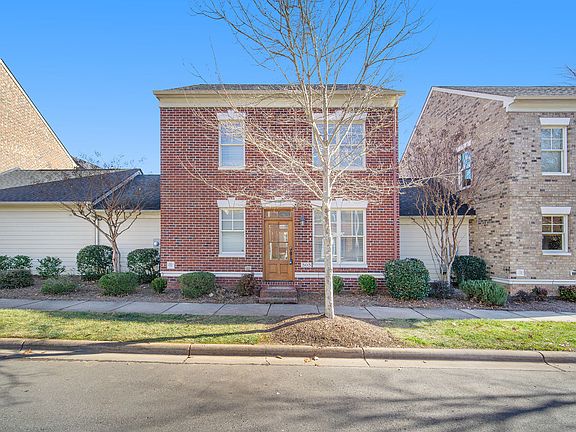 4th image of 505 Summerfield Pl