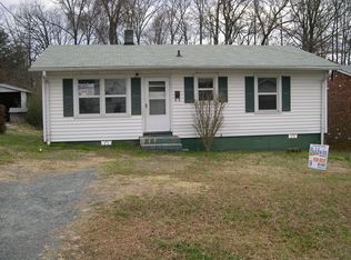 1451 Emerald St, Winston Salem, NC 27105