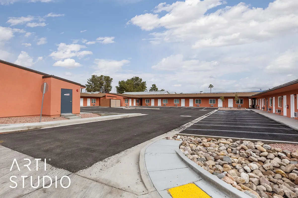 Building Photo - Desert Bloom Studios