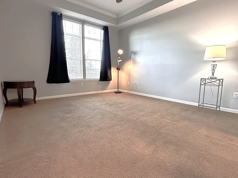 7865 Vallagio Ln #303 — Photo 15