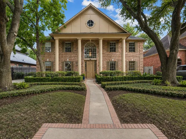 15 Hilshire Grove Ln, Houston, TX 77055