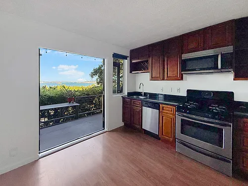 550 Sausalito Blvd #C Photo 1 550 Sausalito Blvd #C Photo 1