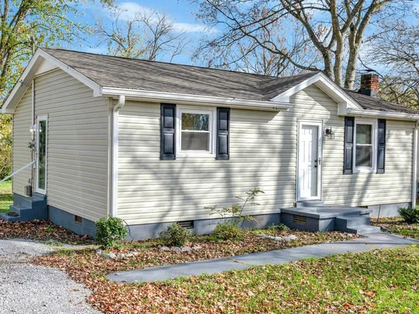 114 June Dr, Dickson, TN 37055