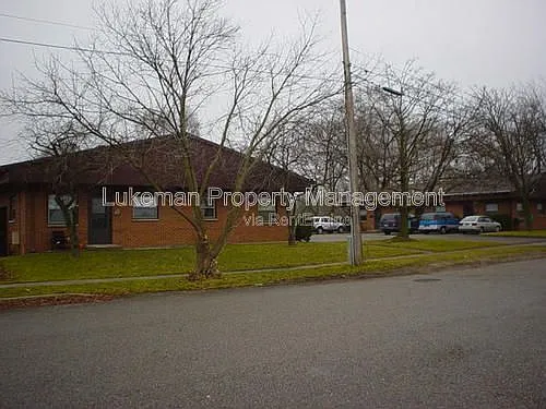 Building Photo - 1536 Henson Ave #4