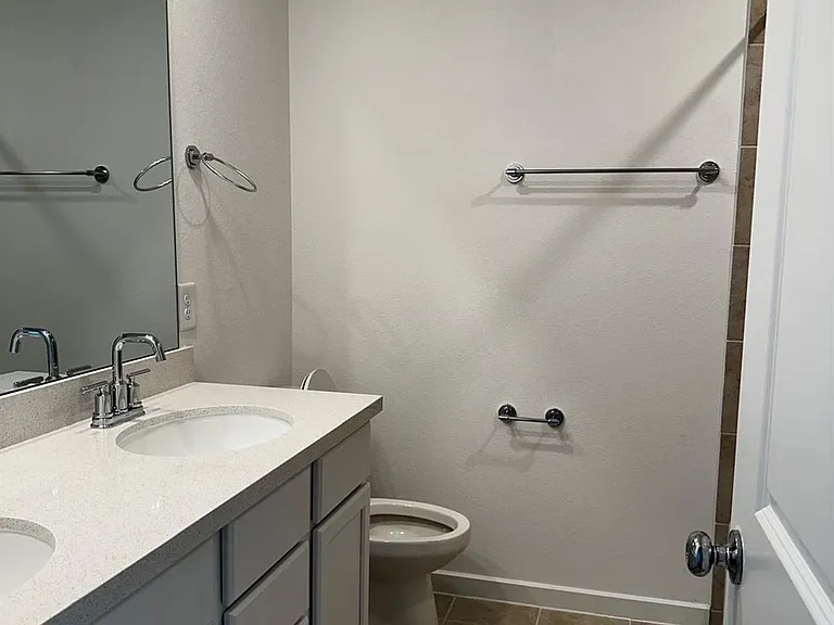 22115 Ingham Bluff Ln — Photo 9